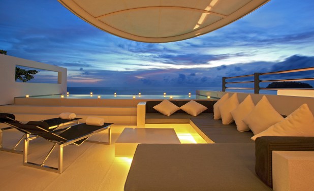 img_9604_skyvillaonebed_sunset_terrace_oceanview